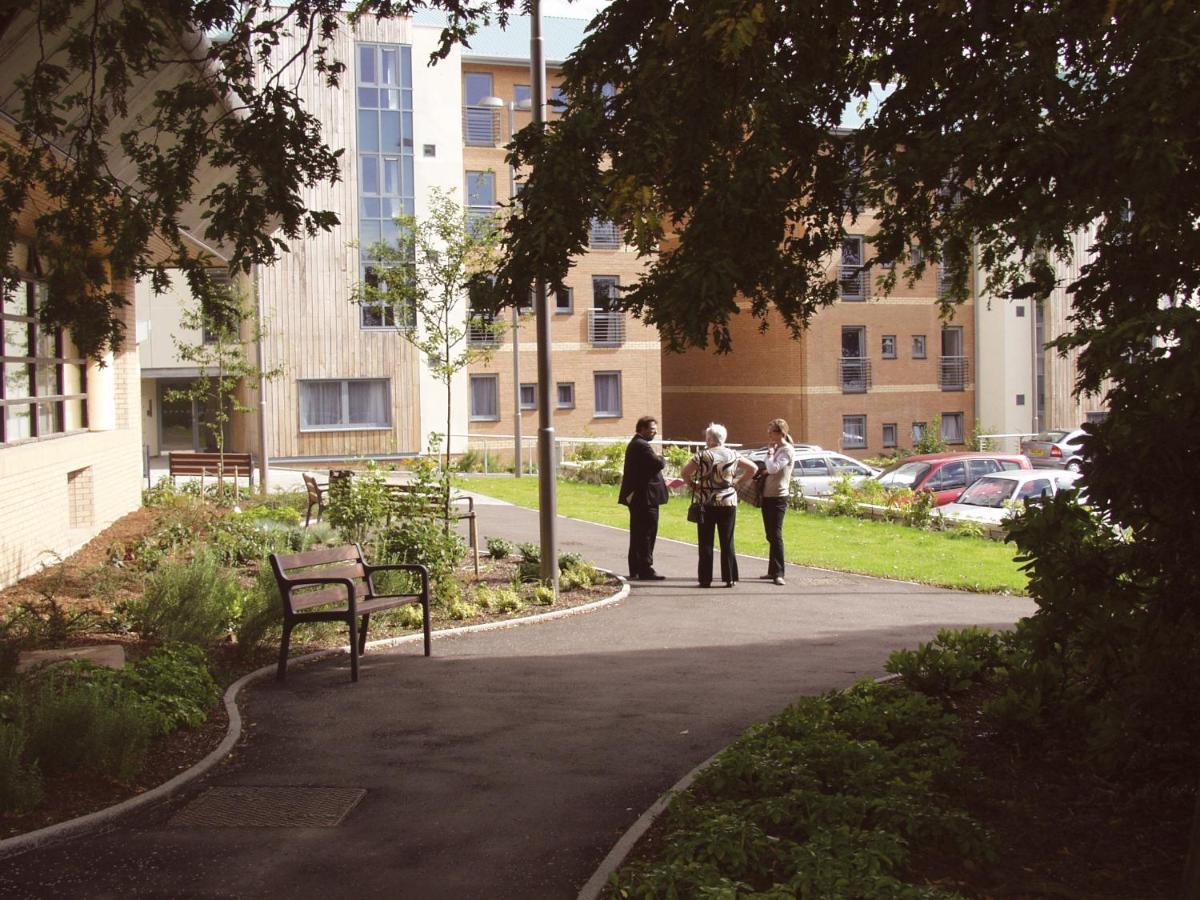 West Park Summer Campus Дънди Екстериор снимка